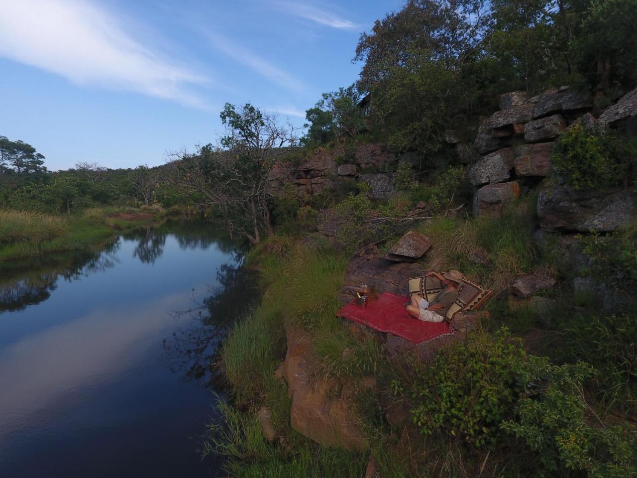 Inzalo Safari Lodge Welgevonden Game Reserve Exterior foto