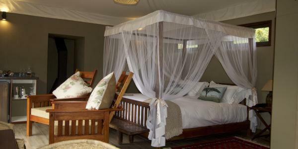 Inzalo Safari Lodge Welgevonden Game Reserve Exterior foto