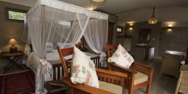 Inzalo Safari Lodge Welgevonden Game Reserve Exterior foto